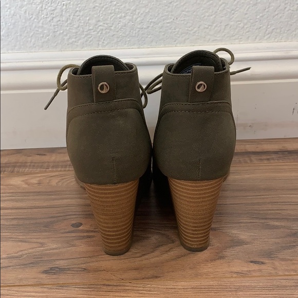 Nautica Forest Green Vaeda Wedge Lace-Up - Picture 4 of 6